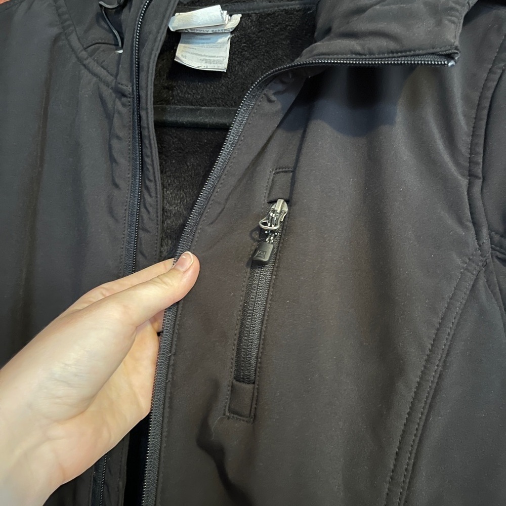 Avalanche Black Outdoor Jacket - Picture 4 of 10